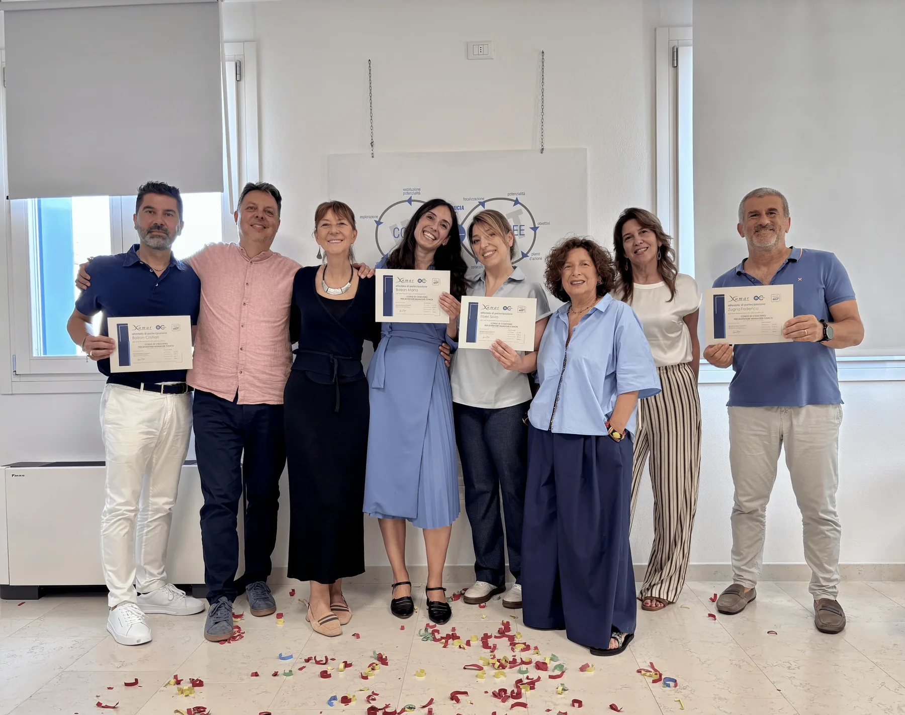 Diplomati della Coaching Academy Xamar con gli attestati di Coach Professionista